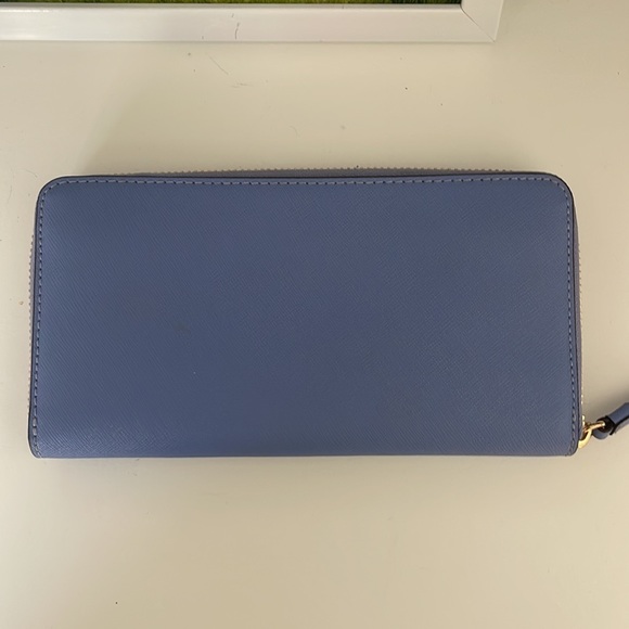 Tory Burch Blue Wallet Leather. - Picture 2 of 5